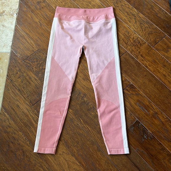 LULULEMON Athletica Ebb To Train Tight in Abstract - Picture 4 of 7